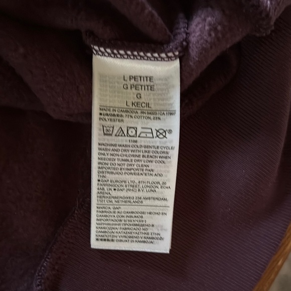 GAP Quarter-Zip Pullover Deep Plum Large Petite - Picture 8 of 11